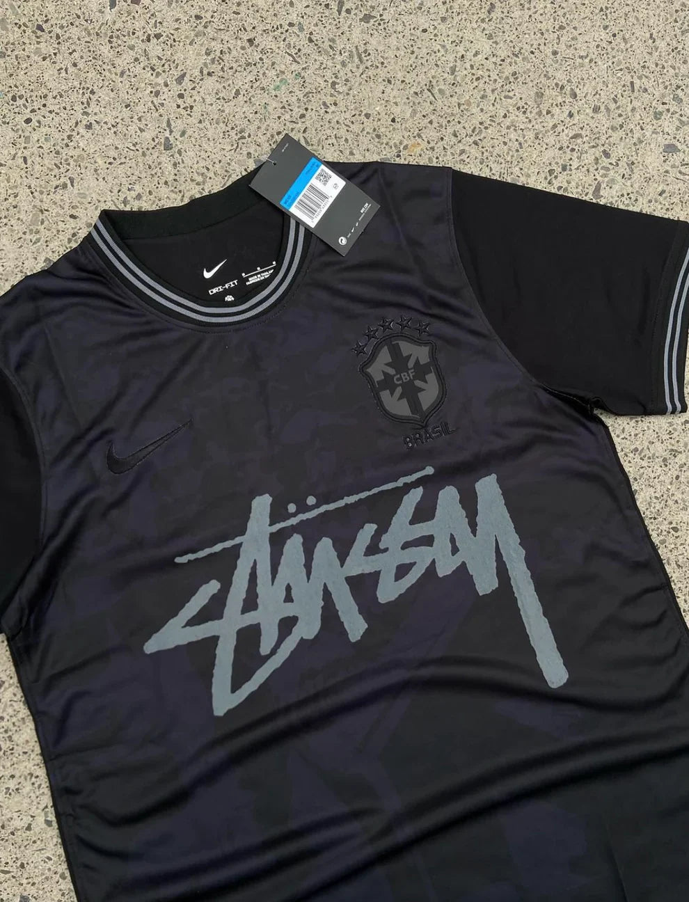 STÜSSY X “BRAZIL” JERSEY - FULL BLACK