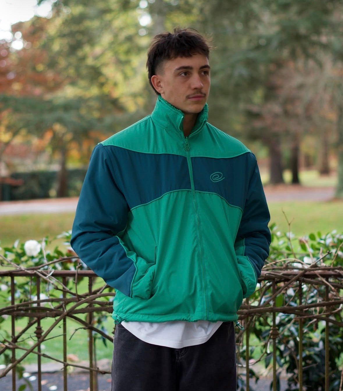 REVERSIBLE FLEECE - RAINFOREST